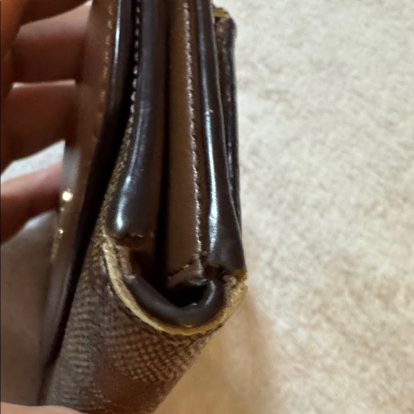 Coach Brown and Tan Signature Compact Coated Canvas and Leather Wallet EUC - Picture 15 of 15